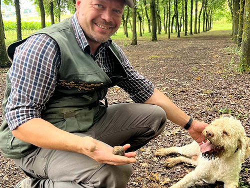 EJ · Tenuta Torciano Truffle Hunt with Lunch and Wine Tasting - Group 5