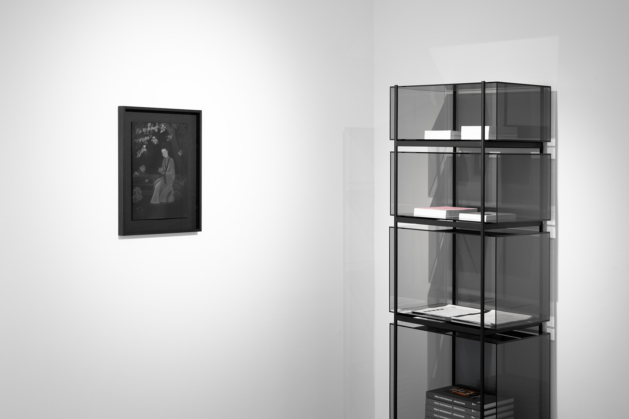 Hinter Glas und auf Papier installation shot 7