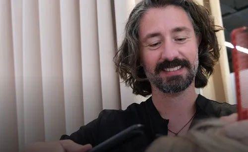 Dimi - dimi'z Hairstylist