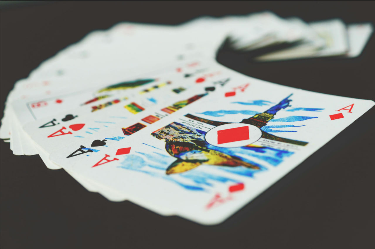 Creative image for the creativity release colorful with flowers for the cover image in DNA. art club Berlin post for retreats and workshops