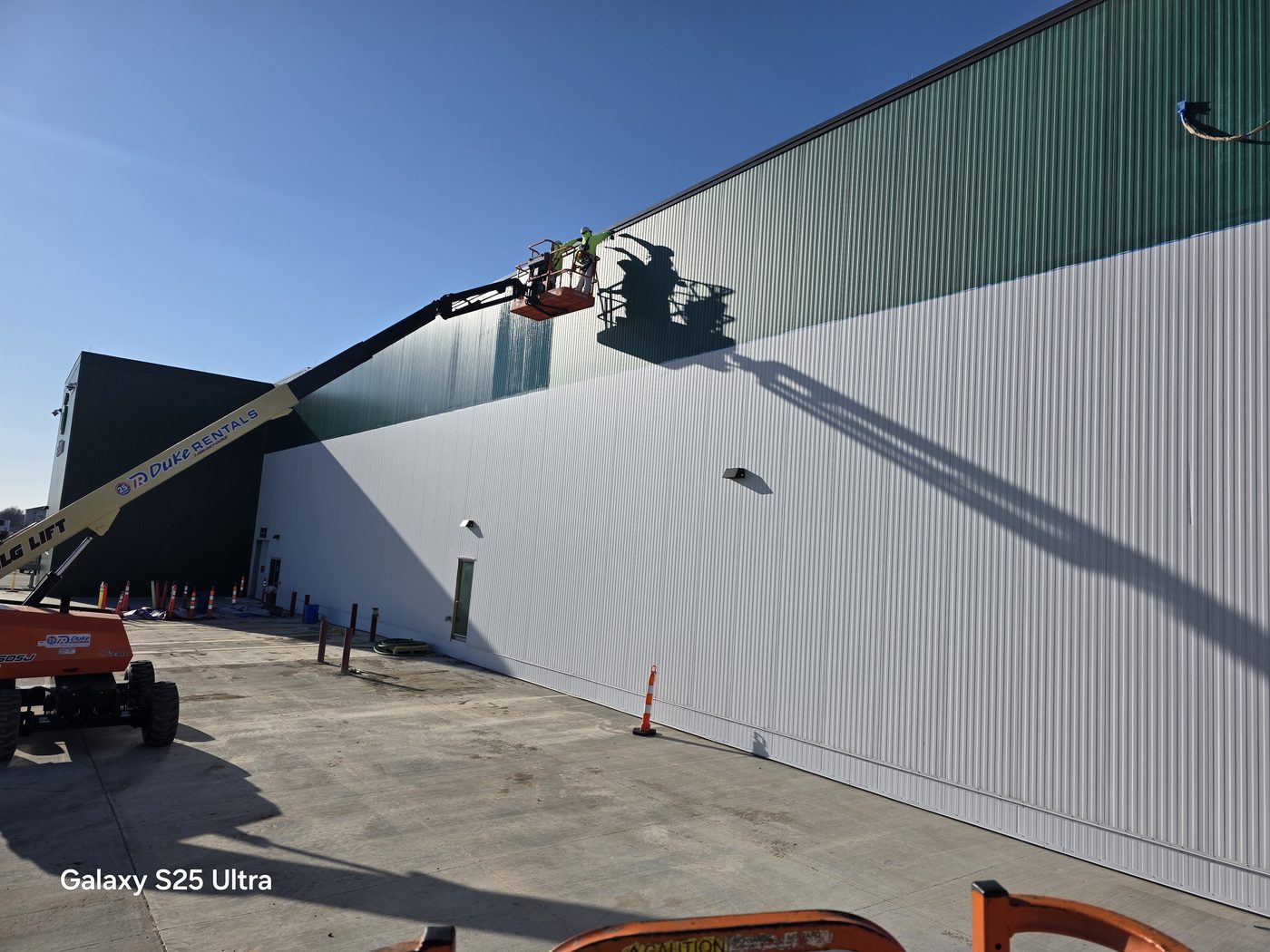 Exterior stripe — aerial view