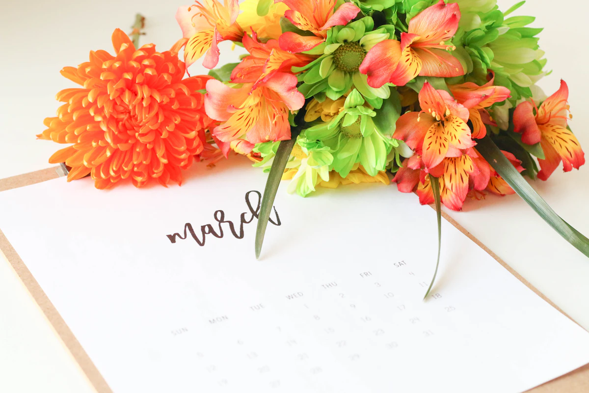 Desk calendar showing the days of the month