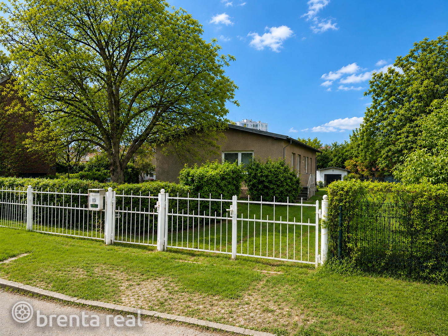 Unterkellerter Bungalow auf teilbarem Grundstück