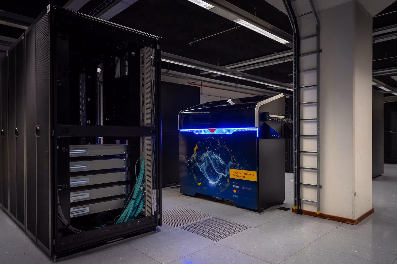 AIC24 21" immersion cooling solution