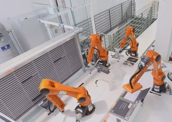 AIC24 21" immersion cooling solution multi-deployment