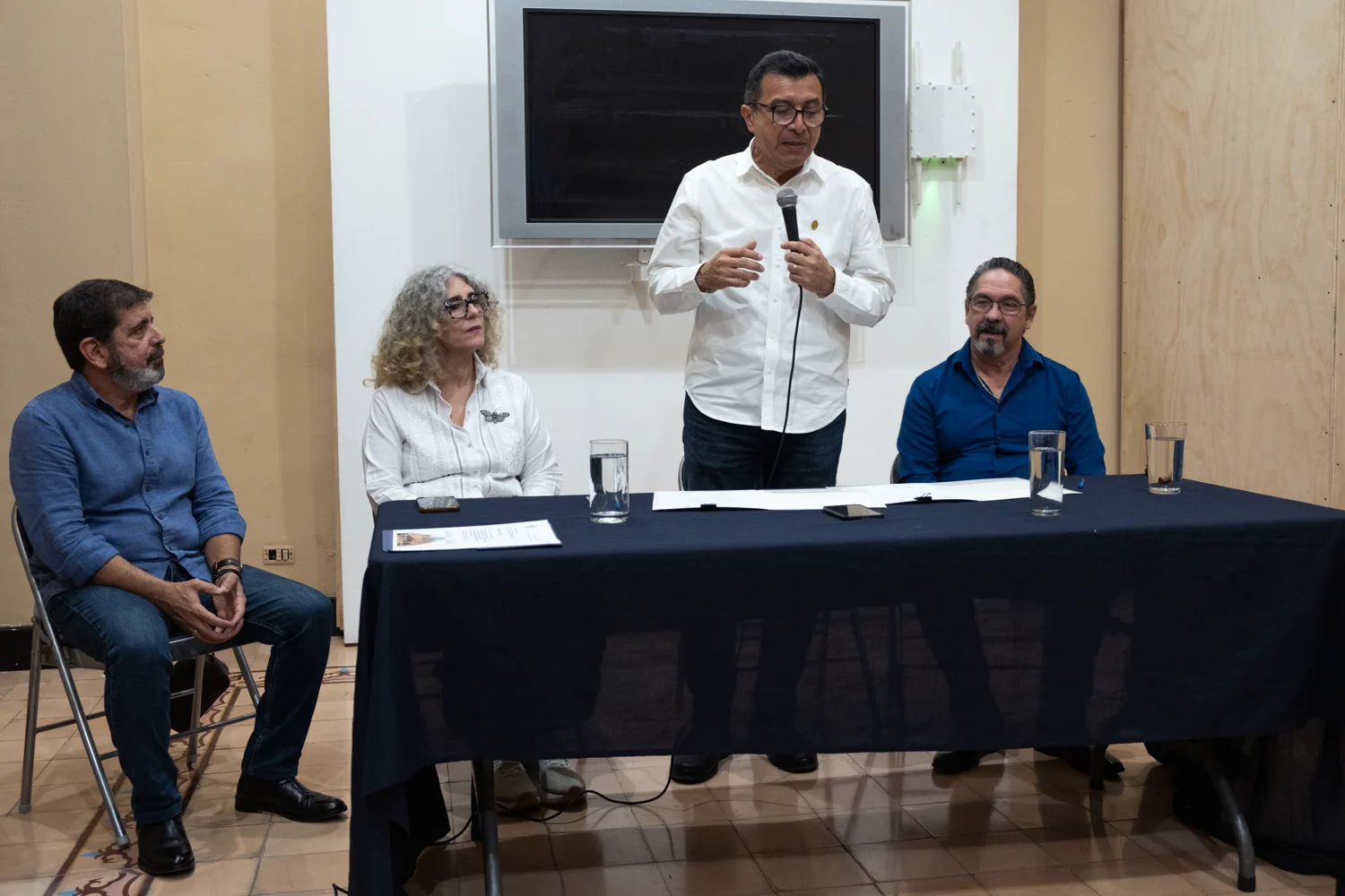 David Reynaldo Alcocer addresses attendees at the letter of intent event
