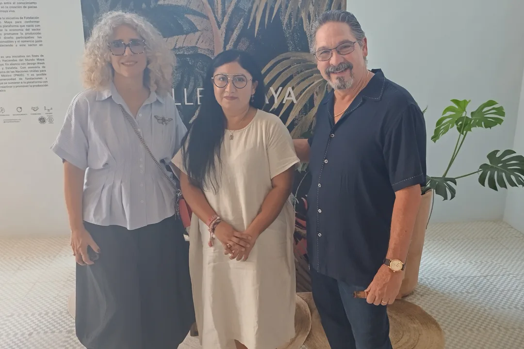 Leonardo Rodríguez and Ivonne Ferrer visit the headquarters of Taller Maya and Ensamble Artesano in Mérida, Yucatán