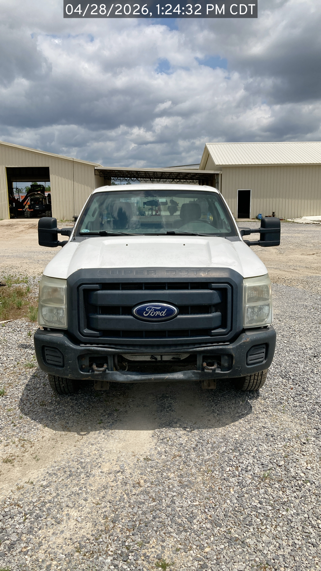 Image of the Ford F250 listed for sale (front view)