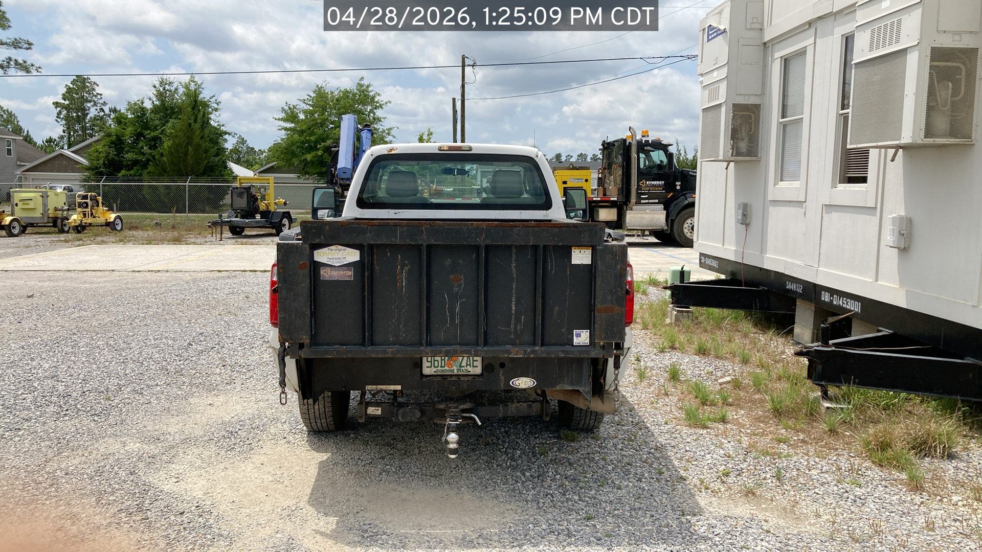 Image of the Ford F250 listed for sale (backside view)