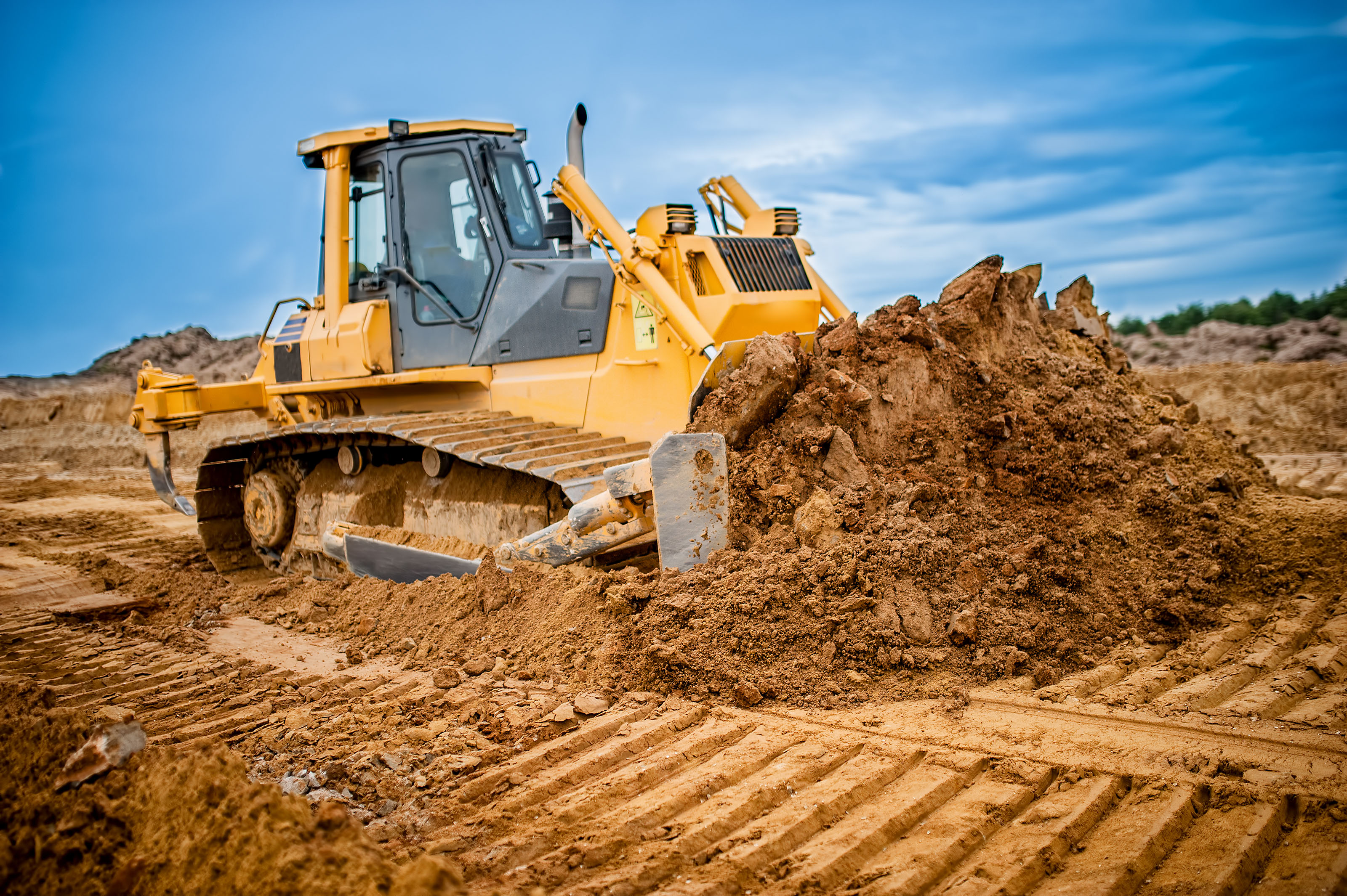 Choosing Excavator Rental for Trenching and Utility Work