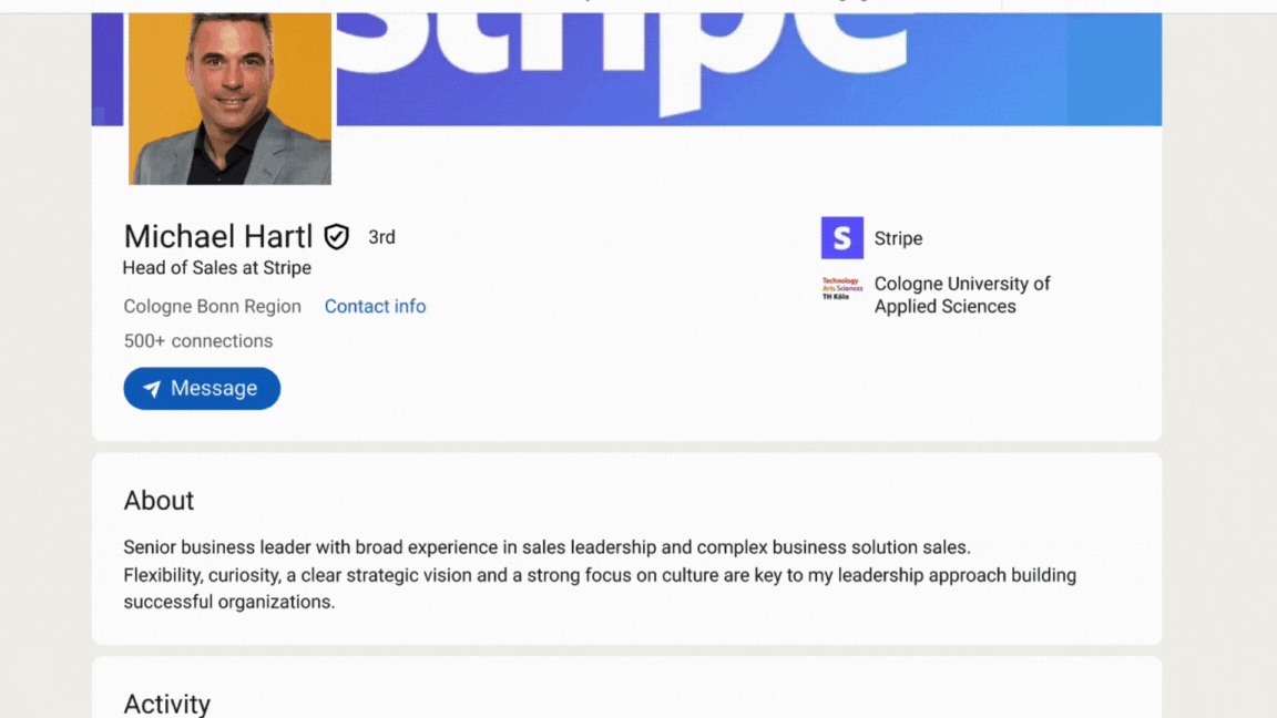 Email finder on LinkedIn for HubSpot users