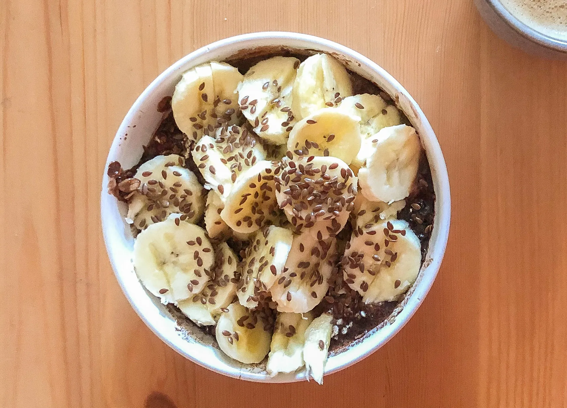 Porridge mit Banane und Walnüssen