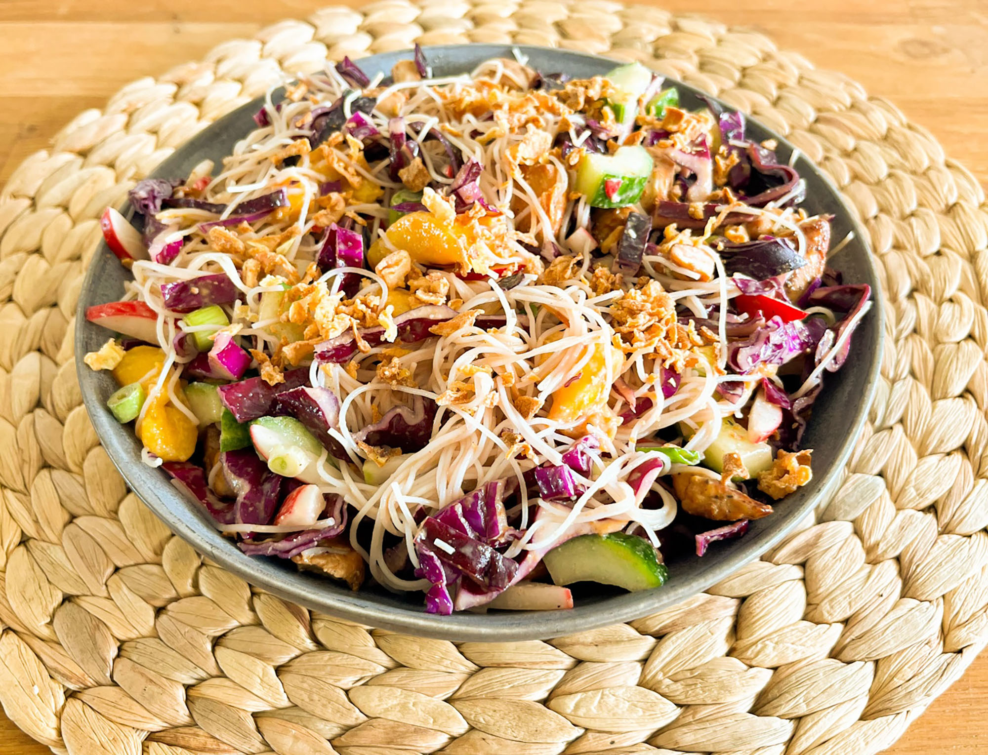 Asiatischer Reisnudelsalat