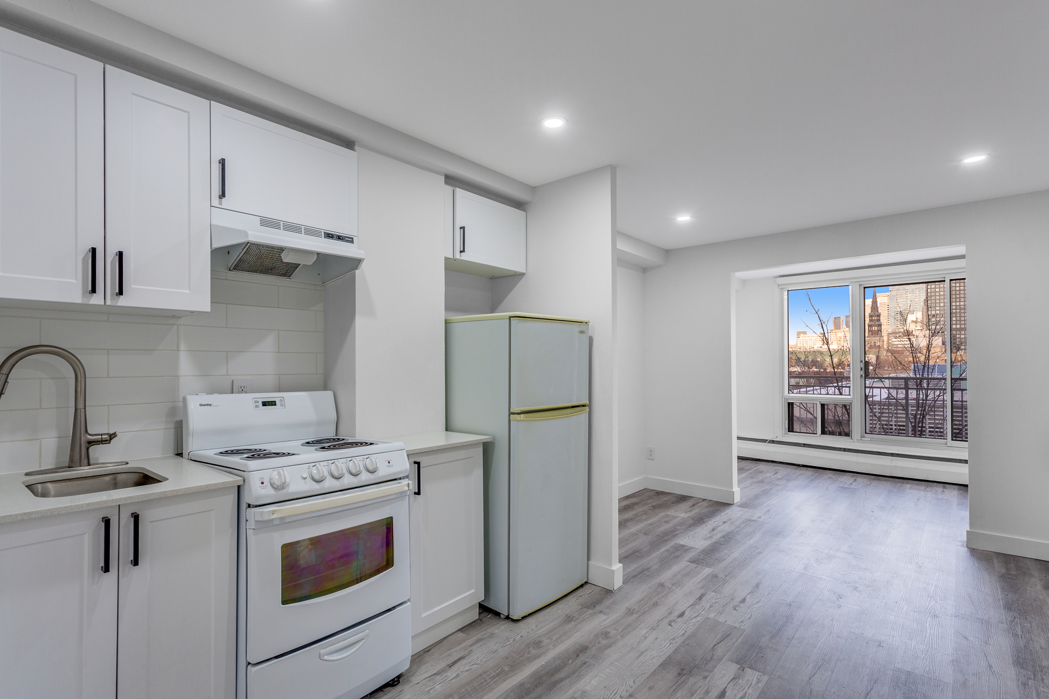 Studio (Unfurnished) - 1180 du Fort