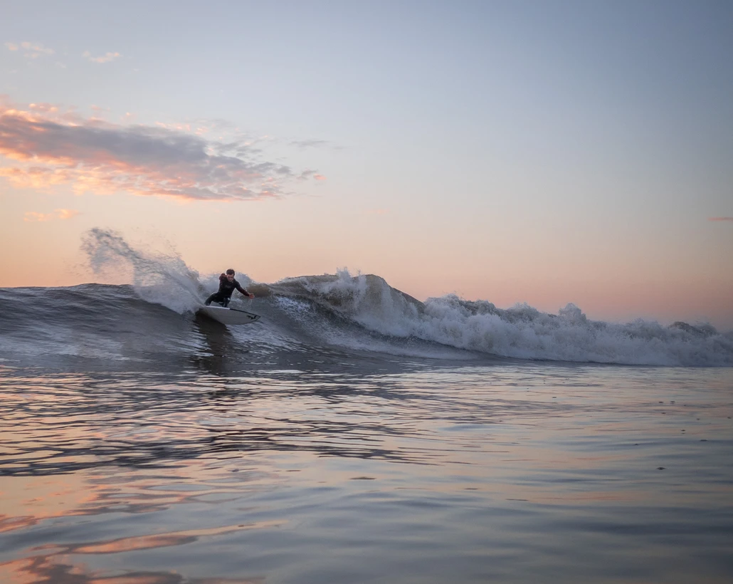 @CHEYE_SAUNDERS Great action shot with stunning light! Cheye is so talented , keep an eye out for this ripper!