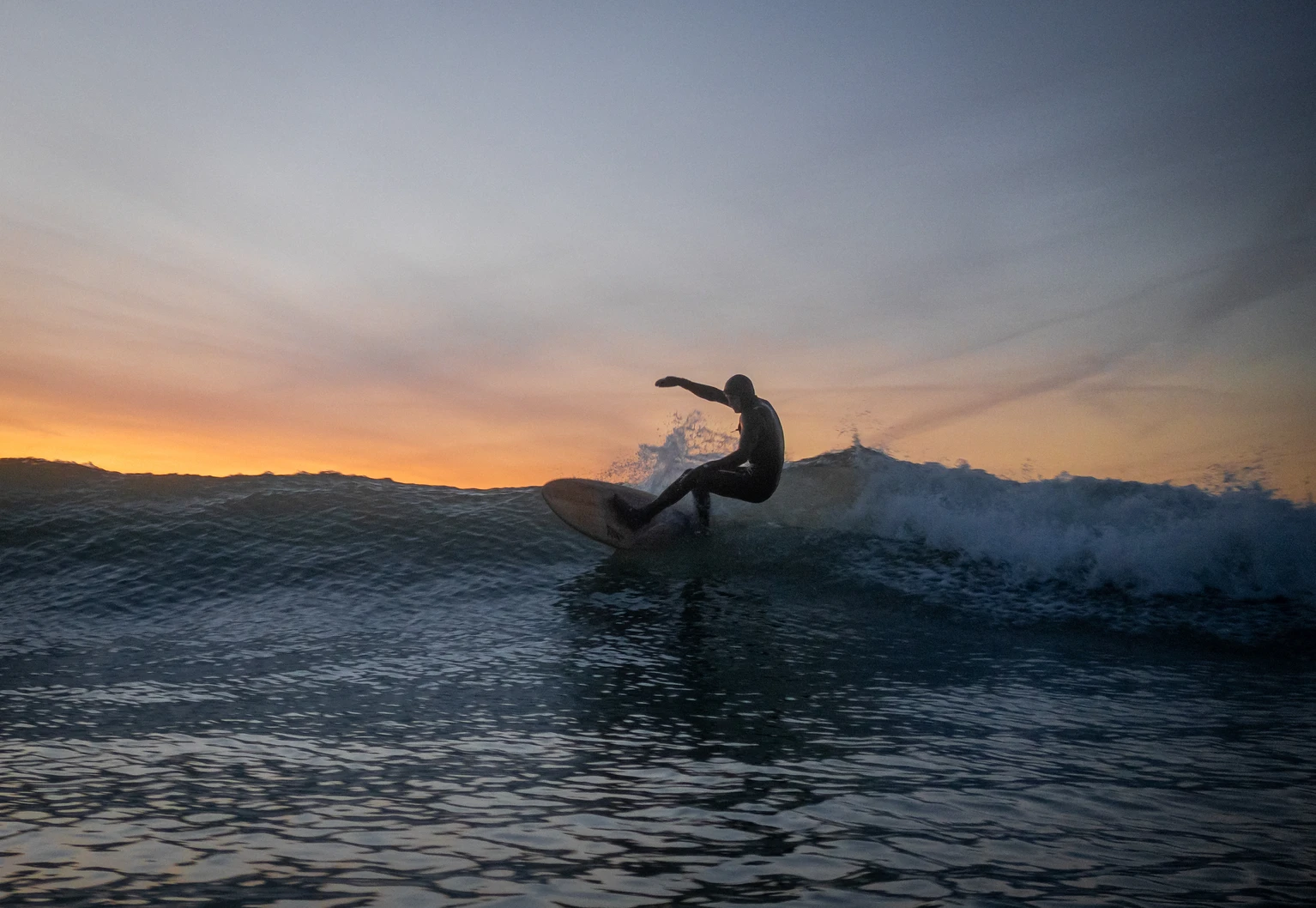 THE SCOTTISH EAGLE Night flight by the scottish eagle. Surfer: @mind.surfing