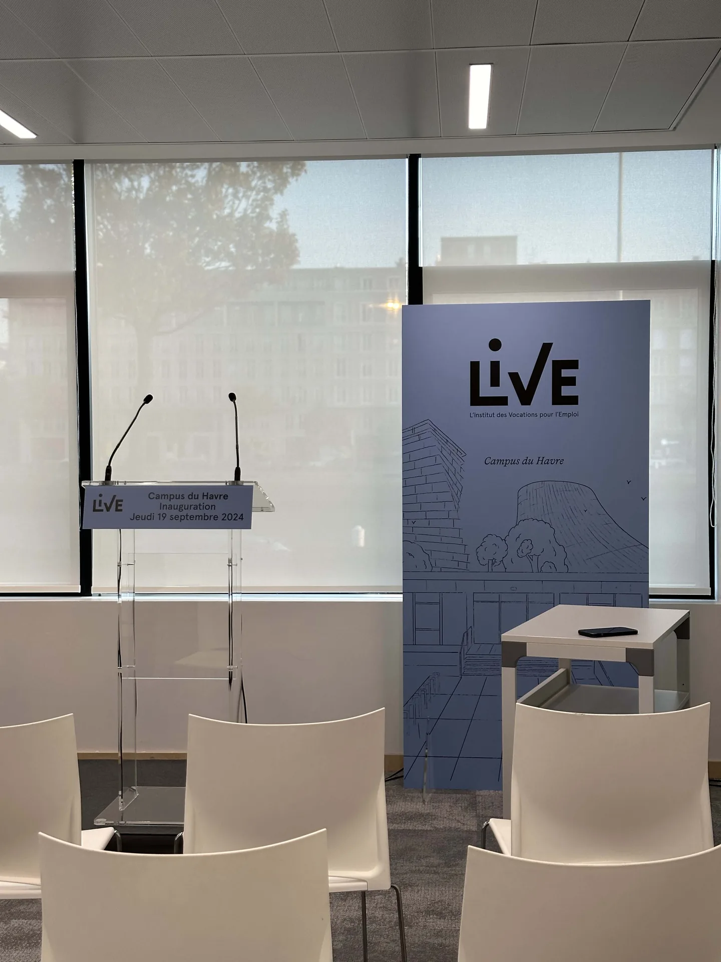 Inauguration du campus LIVE au Havre avec Bernard Arnault et Brigitte Macron, organisée par H.stories.