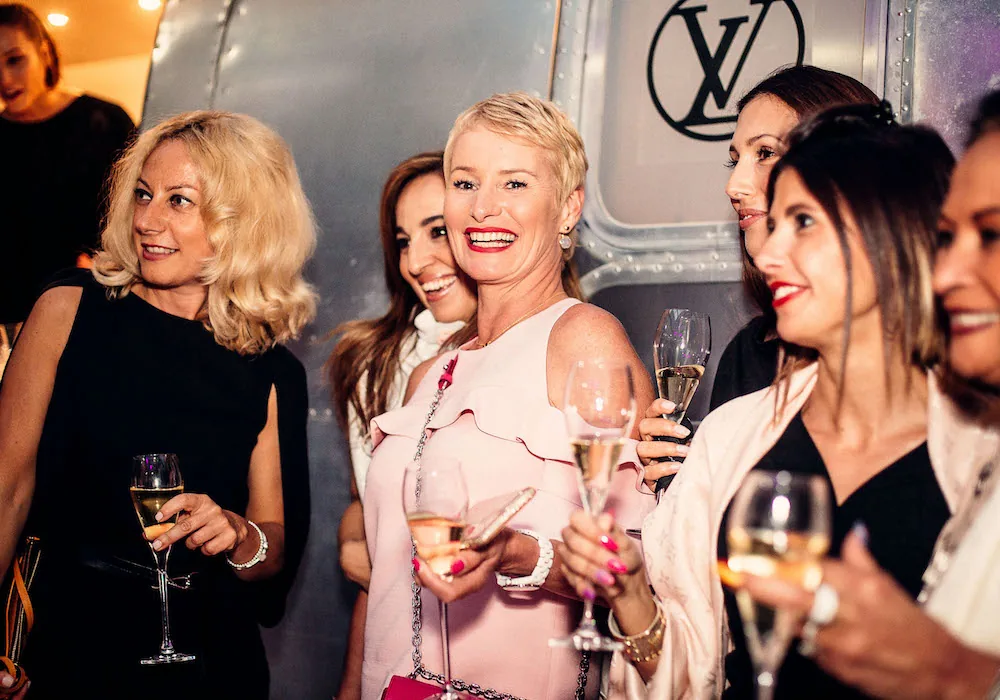 Aftershow Louis Vuitton SS19 organisé par H.stories à Paris, avec une scénographie inspirée de Coachella dans la cour du groupe LVMH.