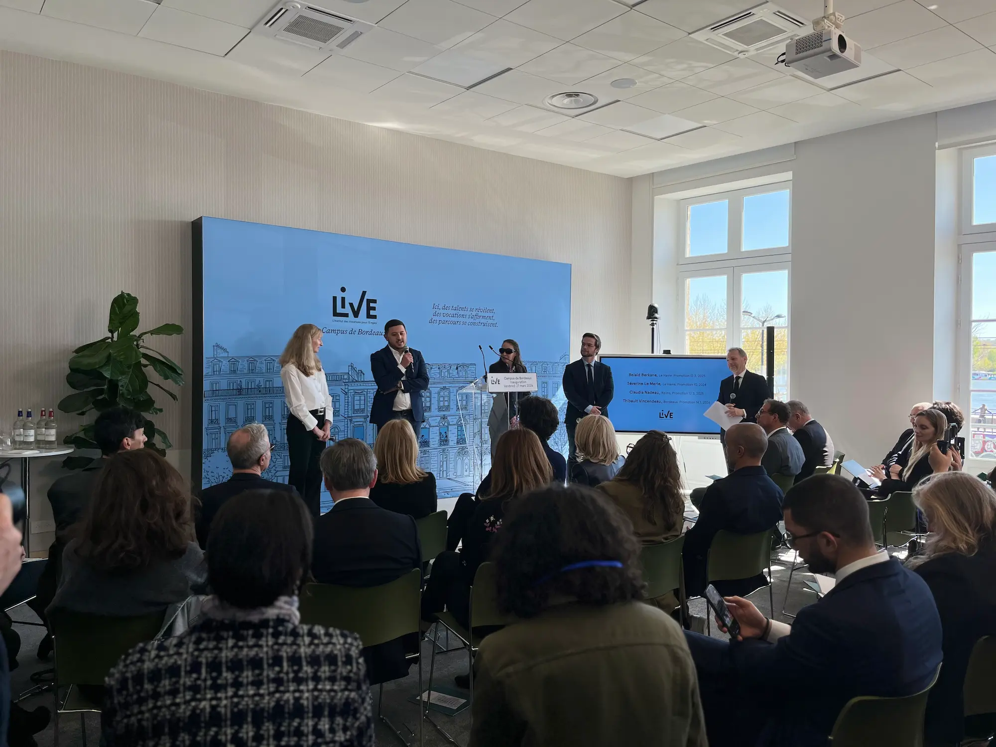 Inauguration du campus LIVE à Bordeaux avec Antoine Arnault et Brigitte Macron, organisée par H.stories.