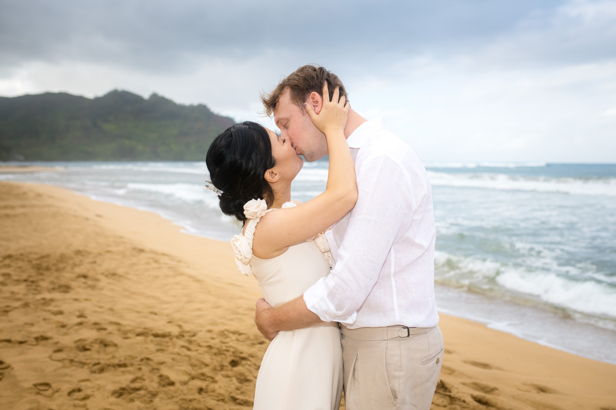 elopement planner kauai 