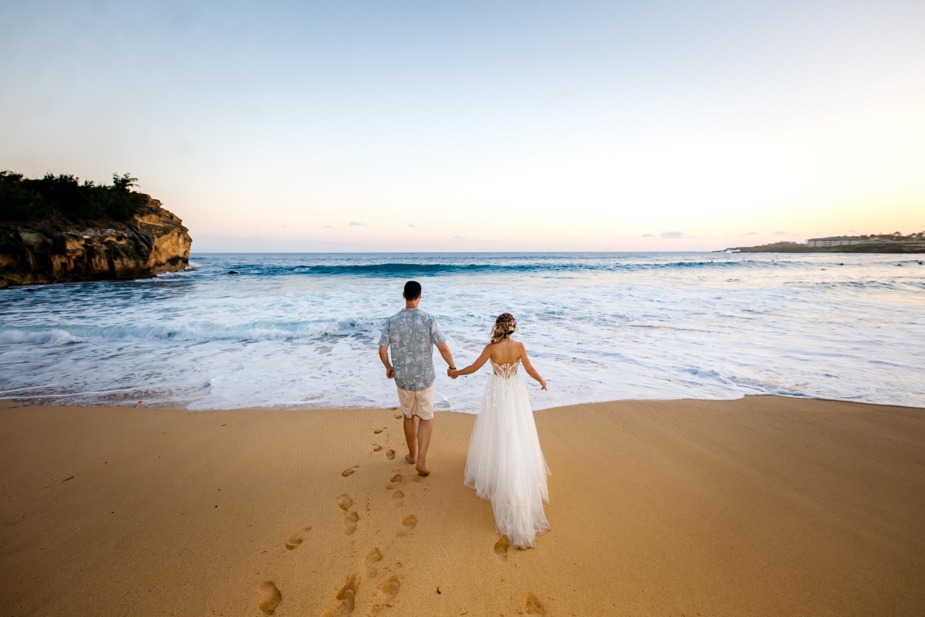 kauai elopement sunset beach photoshoot