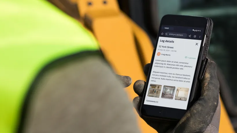 A general contractor on the field creating a daily log