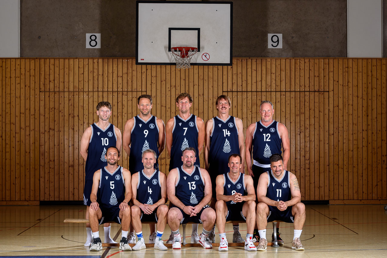 Herren 4