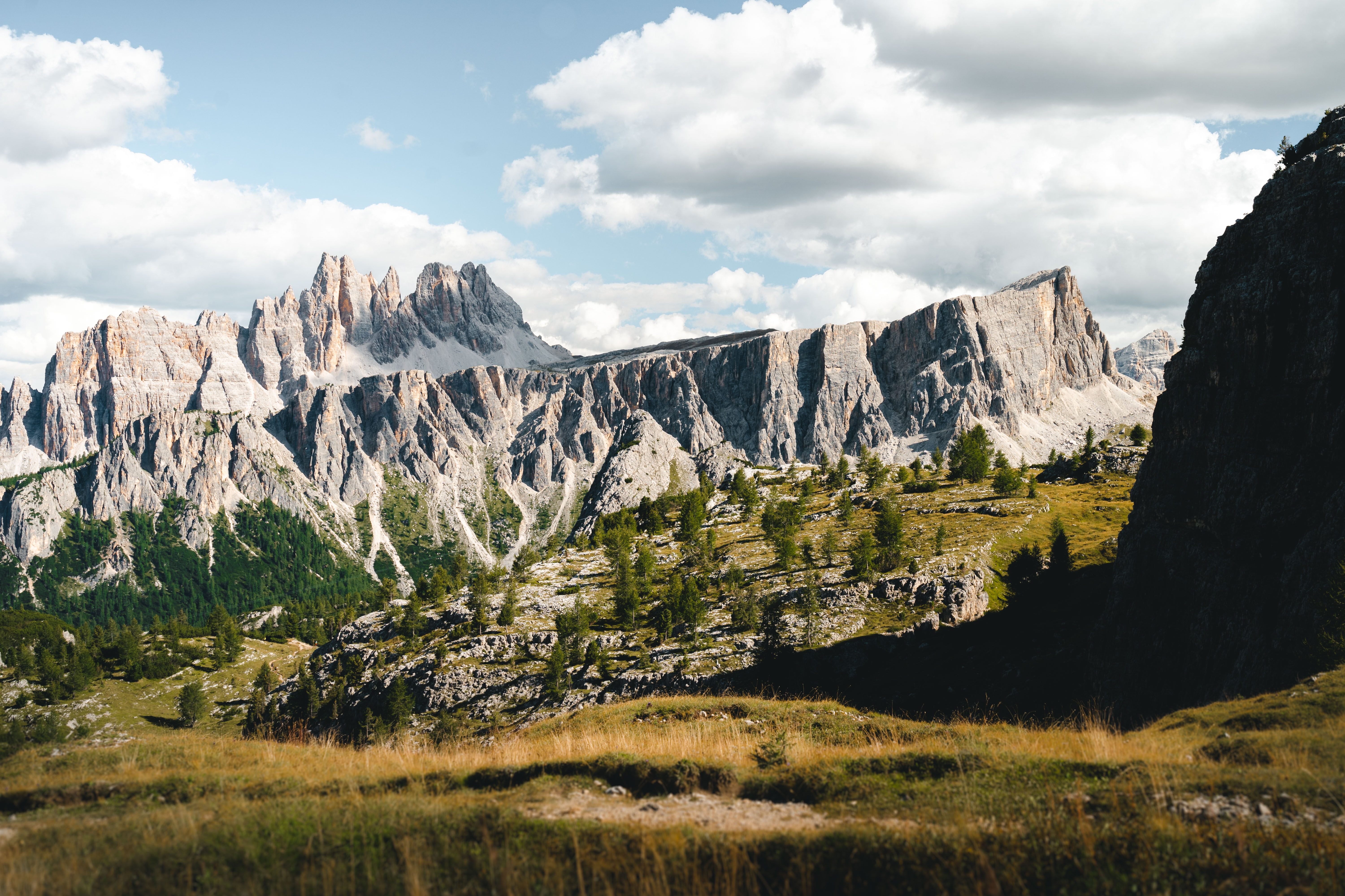 Photo of A sharp mountain developing horizontal, taking the centre of the plateau