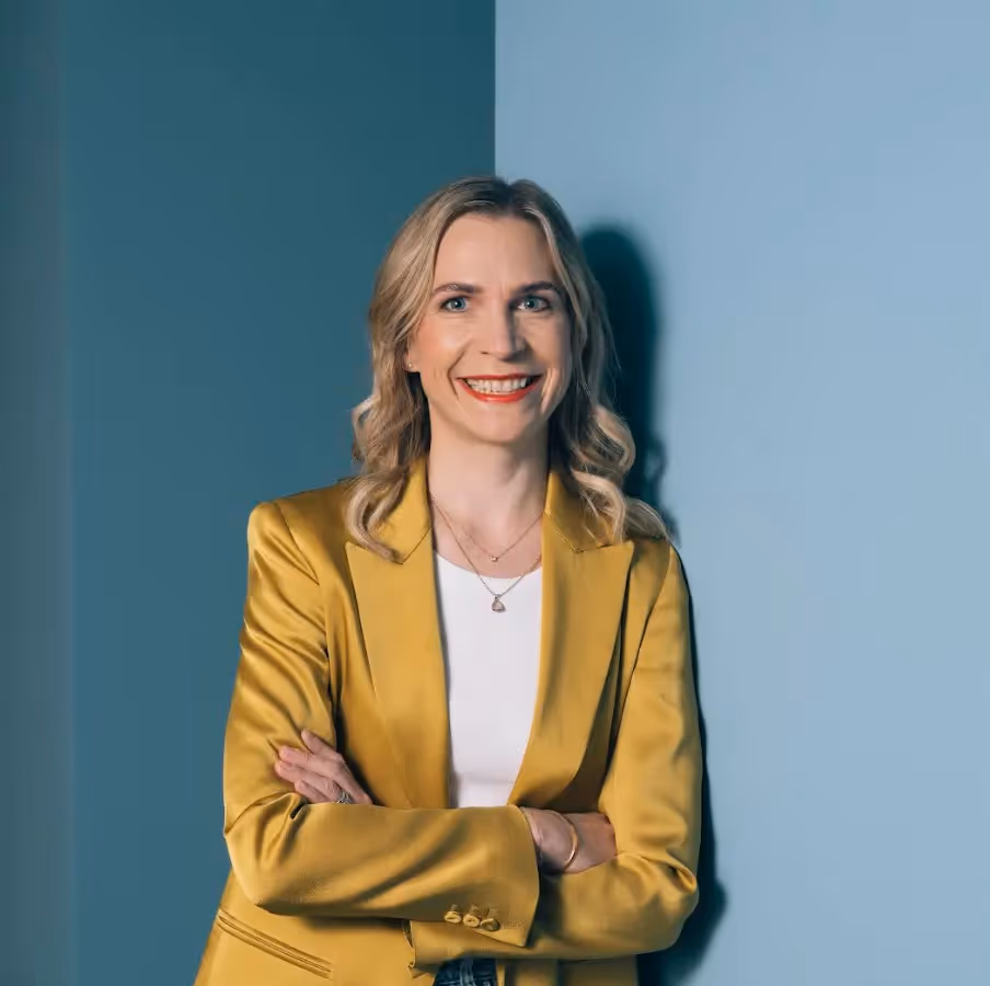 Dr. Anna Weber