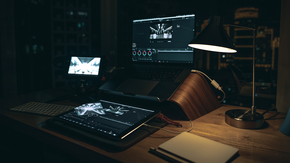 Why Uploads and Downloads Are Killing Your Remote Workflow