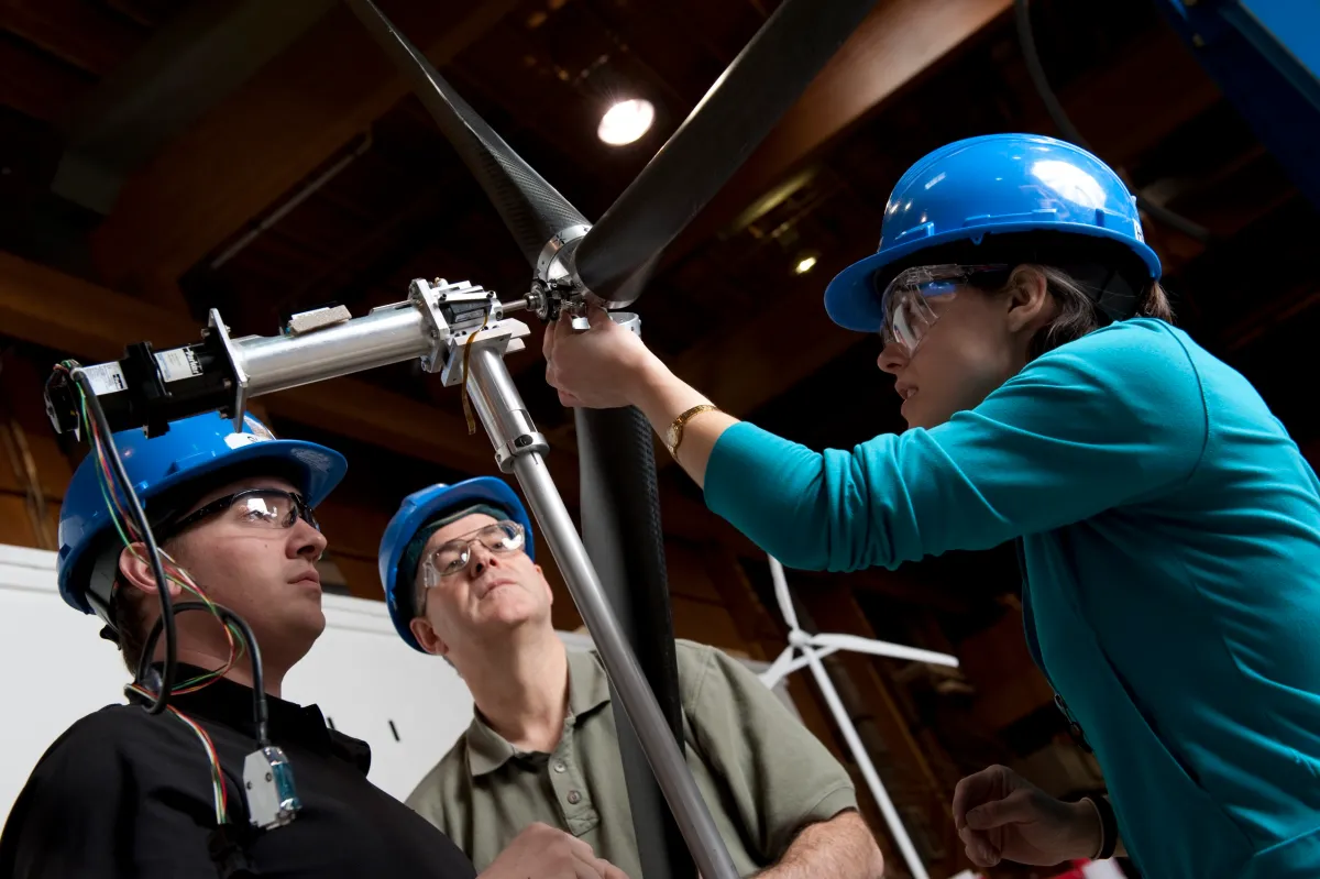 In Maine, coalition works to make sure organized labor has role in offshore wind