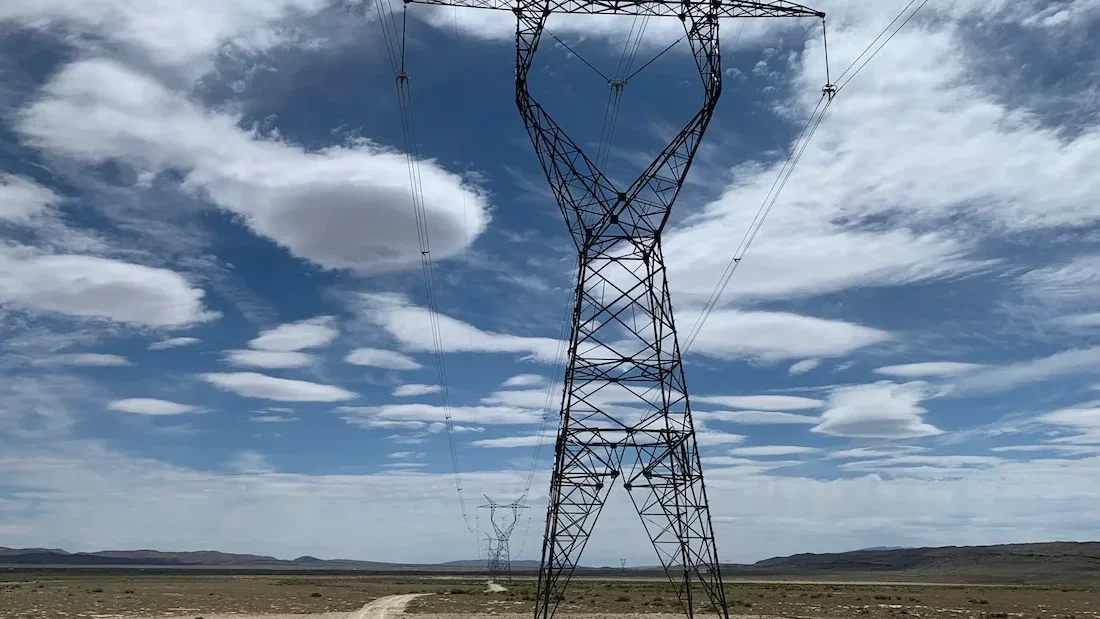 A New Mexico rural electricity co-op leads a fossil fuel phaseout