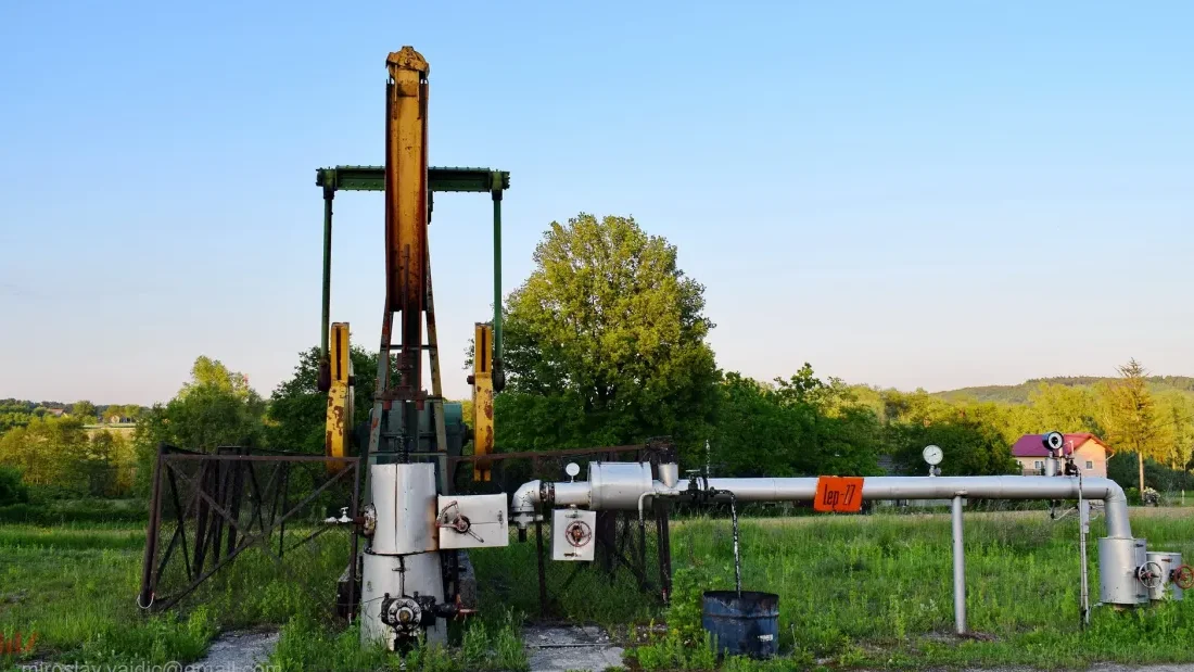 Oil companies support embattled Washington climate program