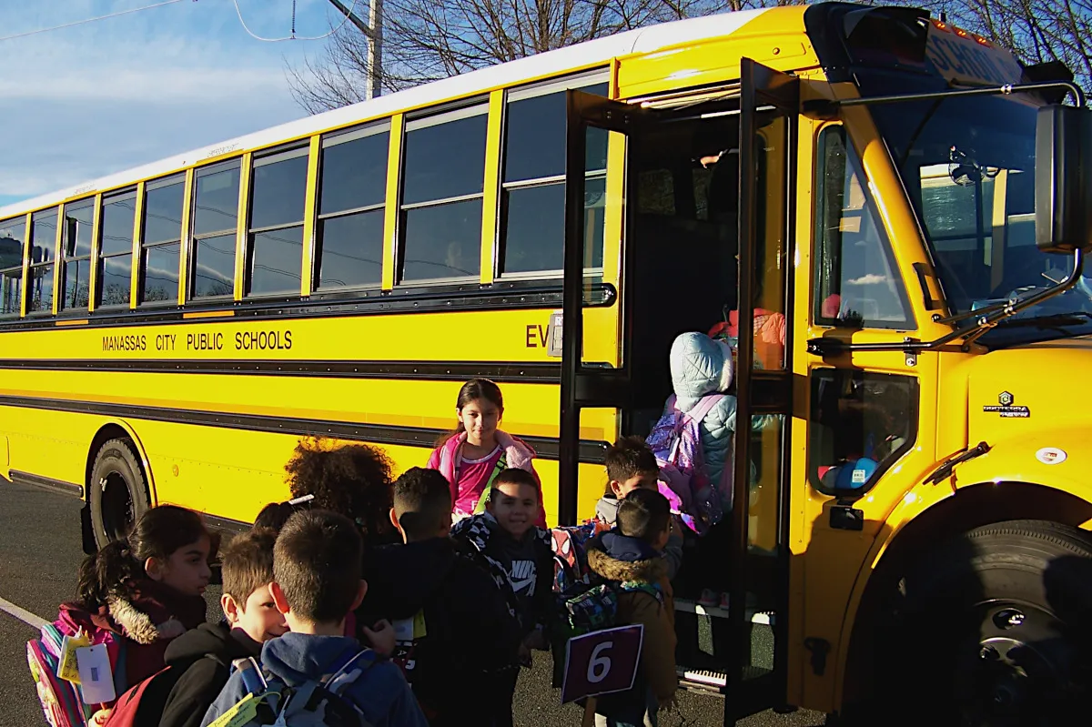 Electric school buses get $1 billion boost