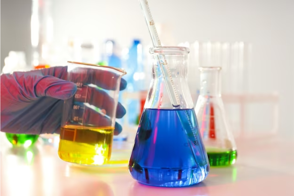 Hydrogen in the Chemical Industry: Transformation and Challenges