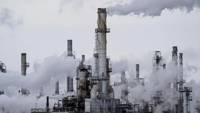 The Role of Hydrogen in Oil Refining: A Transition to Green Processes