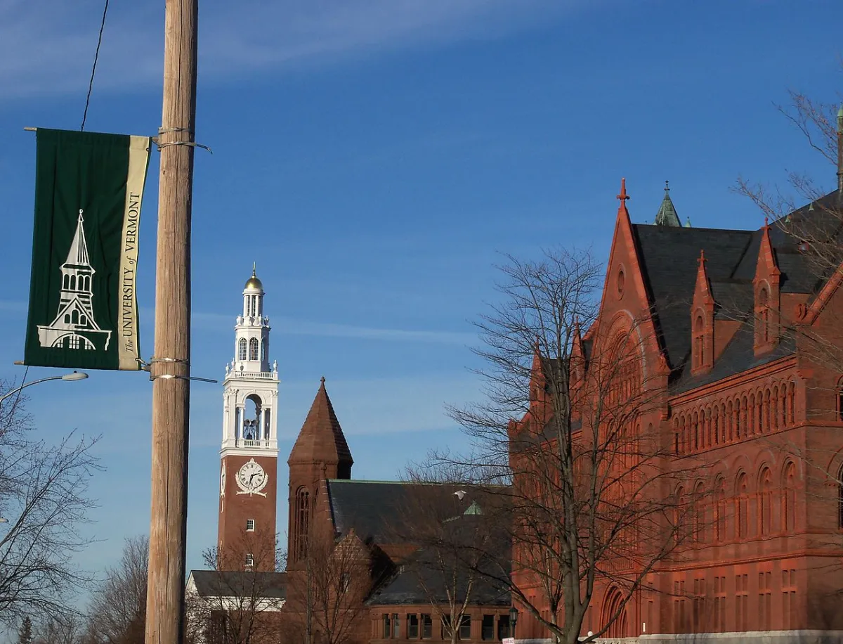 Vermont advances new renewable energy standard legislation