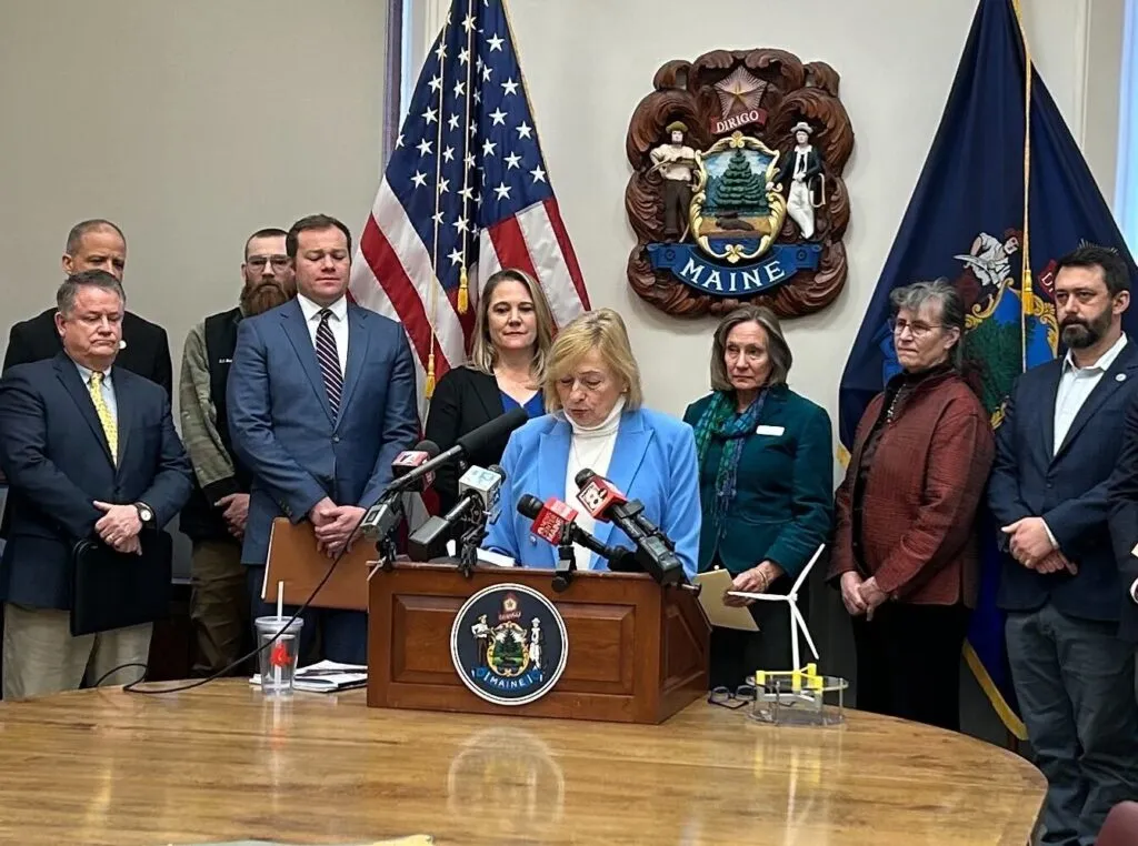 With limited options, Maine governor announces site for offshore wind port
