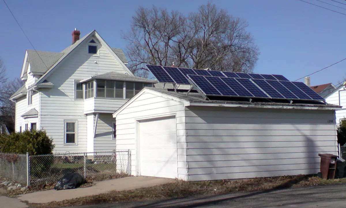 Study: Community solar expands clean energy access