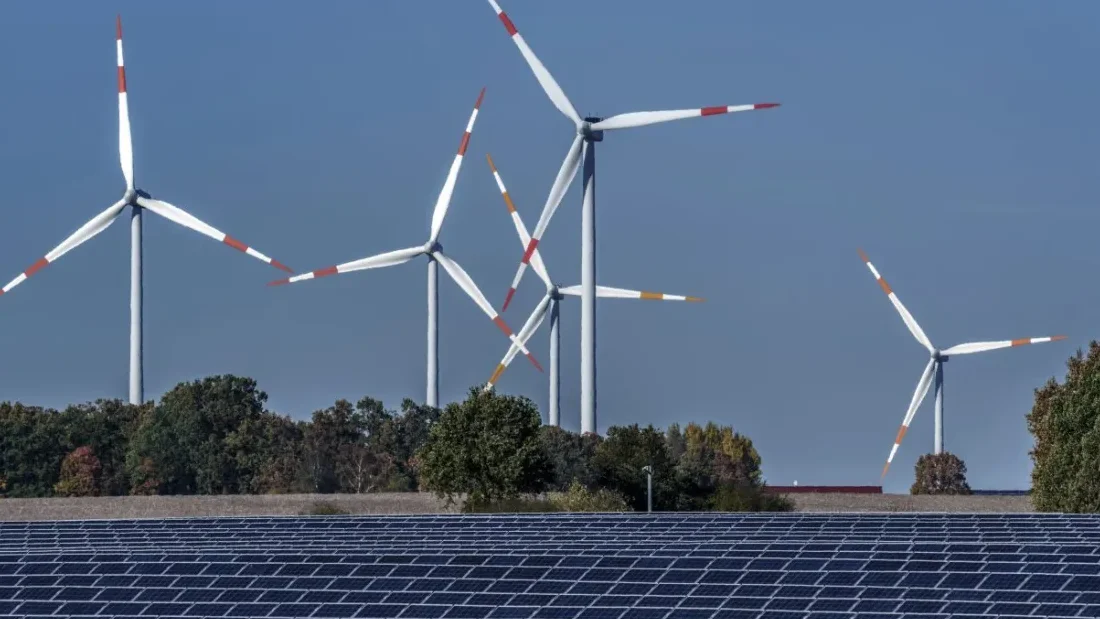 Interior pauses new renewables on public lands