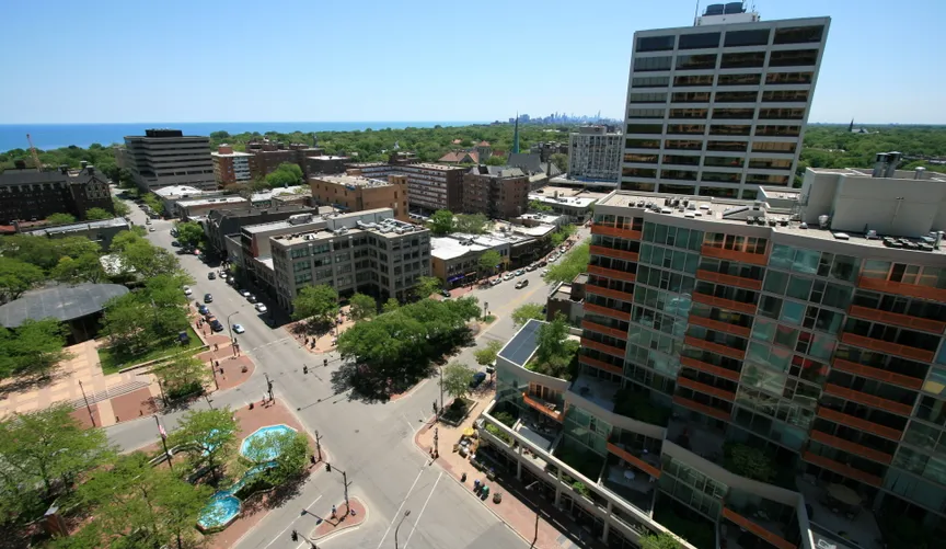 Illinois city passes law to slash emissions from big buildings