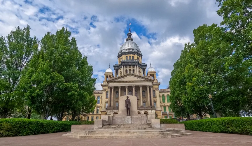 An Illinois bill seeking to supercharge battery storage failed. Now what?