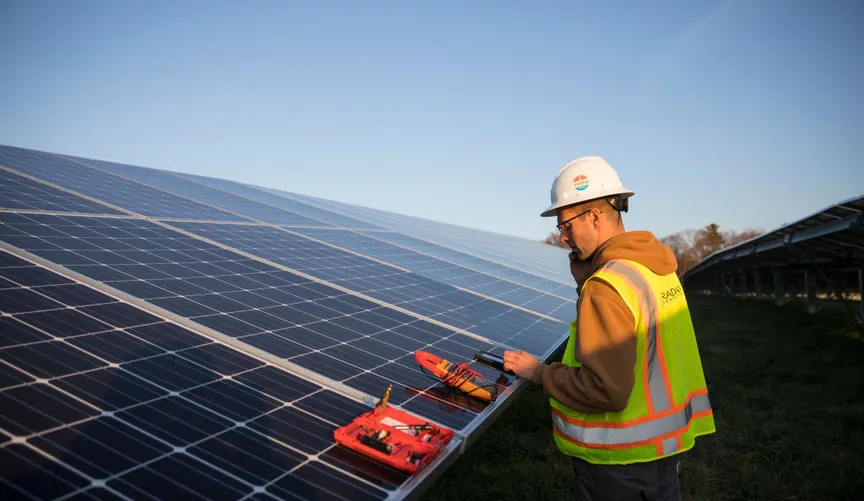 Massachusetts solar incentives bolster industry facing federal cuts