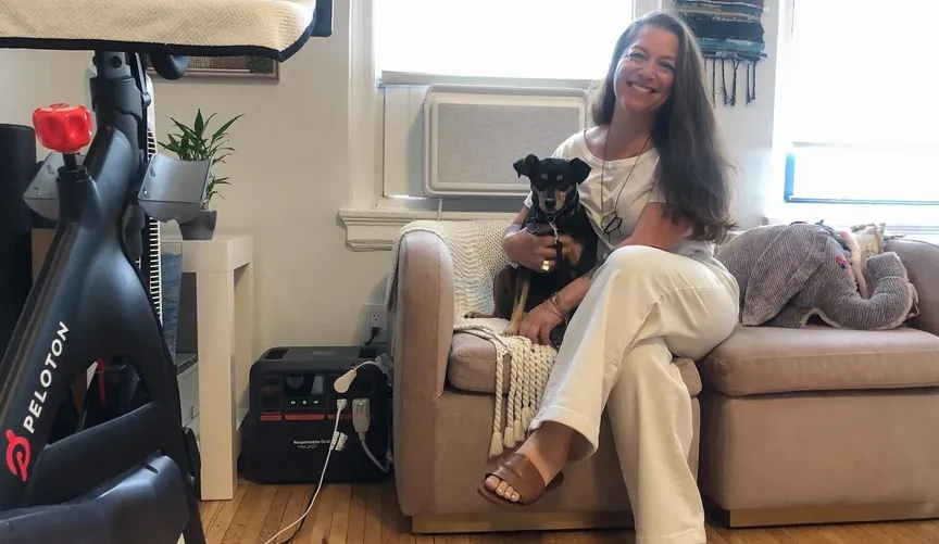 NYC utility tests portable home batteries to dull AC’s impact on the grid