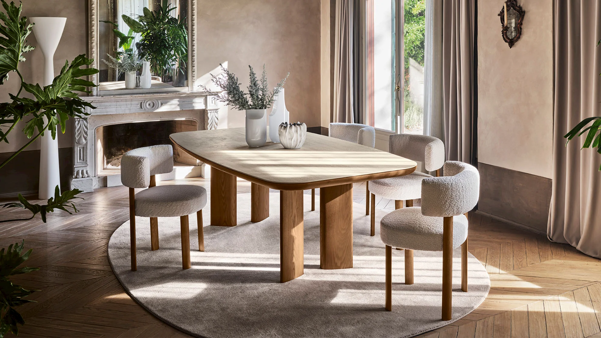 Een interieur met meubelen van Calligaris.