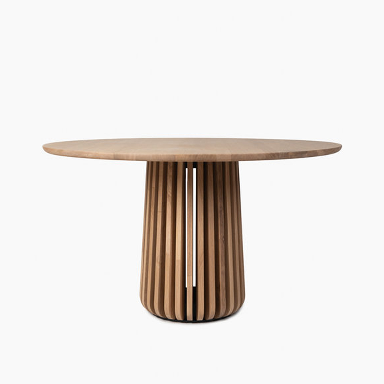 Maru Round Dining Table