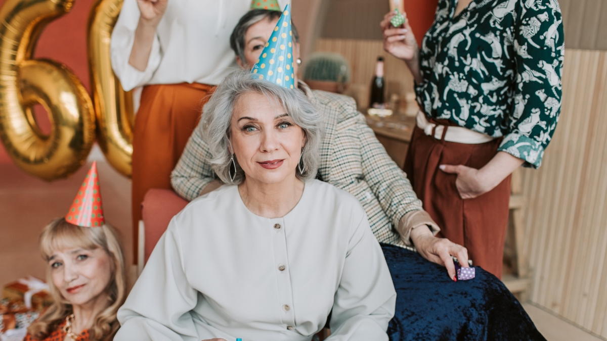What-Is-the-Typical-Base-Product-for-a-Hybrid-Annuity?