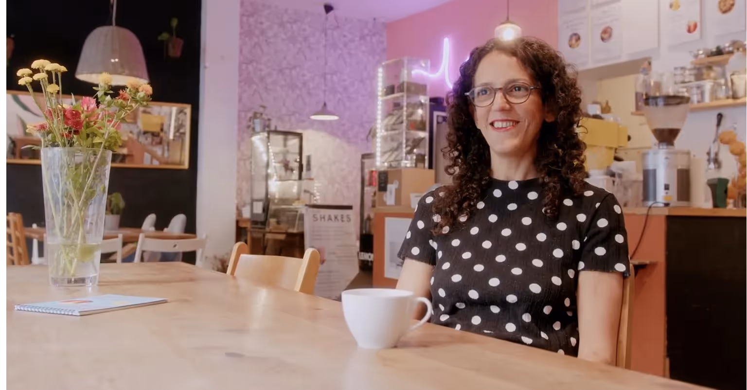 Erfolgsgeschichte Milla's Place: Wie Camilla mit iwoca unerwartete Rechnungen stressfrei begleichen konnte.