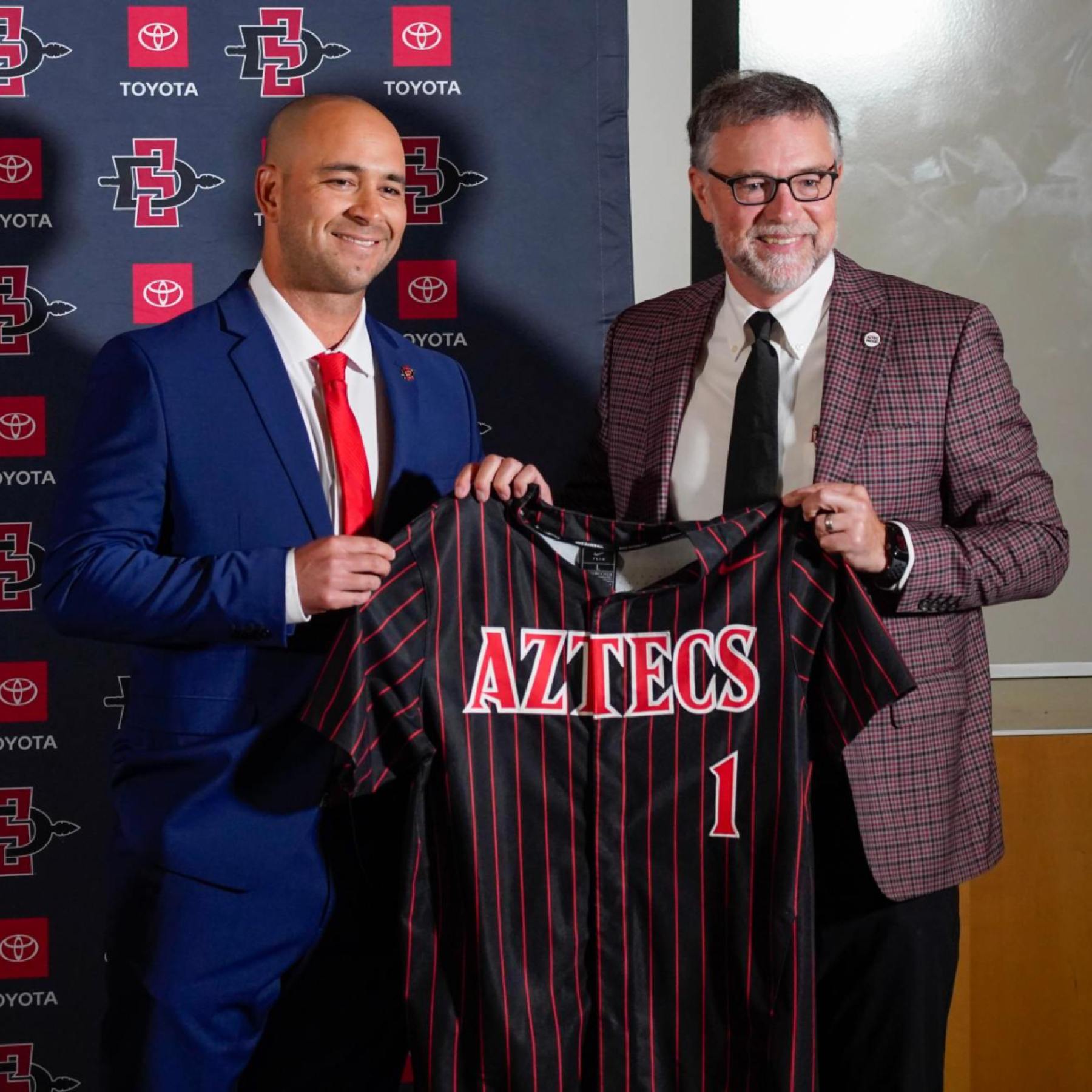 New San Diego State baseball coach Kevin Vance is 'back home and excited to  be here'