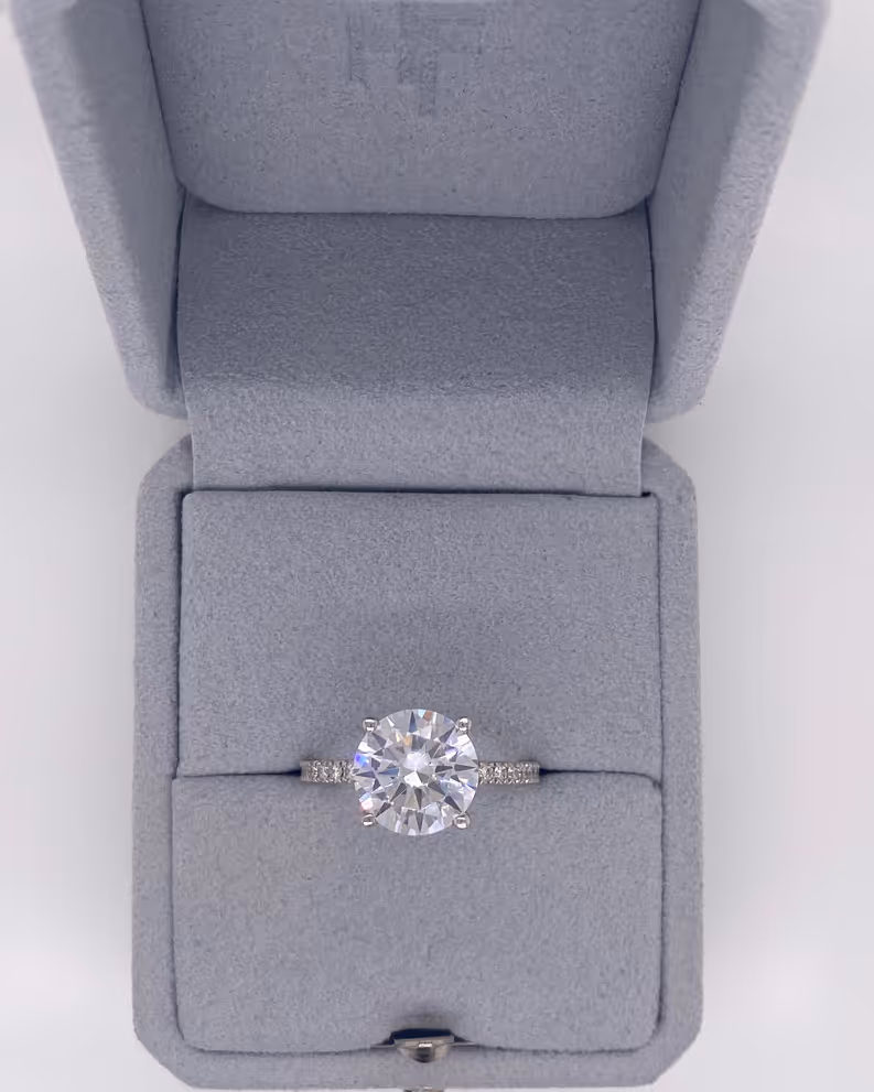 Round Solitaire with Pave Setting